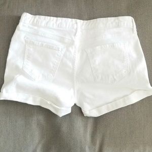 GAP Shorts - White Gap Shorts size 10 GAP Shorts - White Gap Shorts size 10